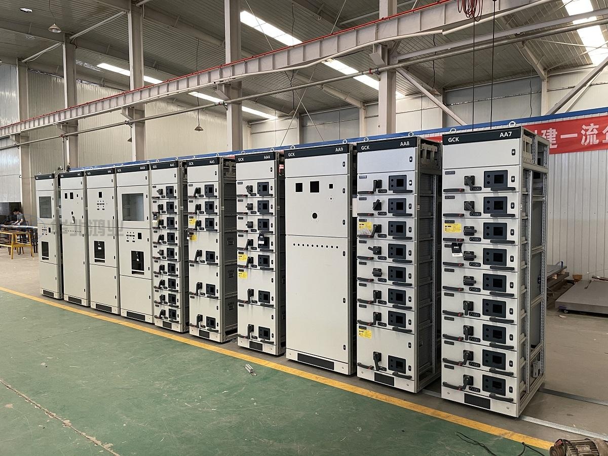 組裝車間成品區(qū)12